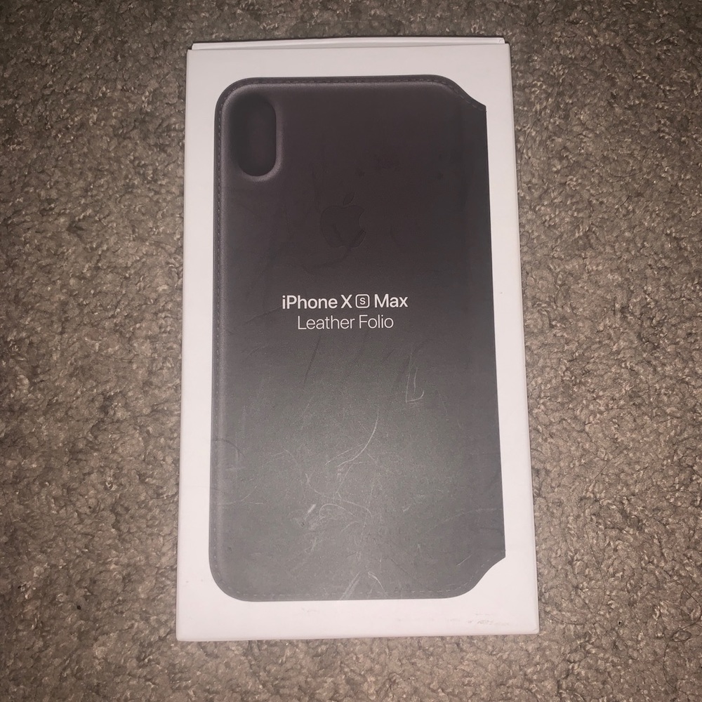 iPhone XS Max Leather folio case from apple